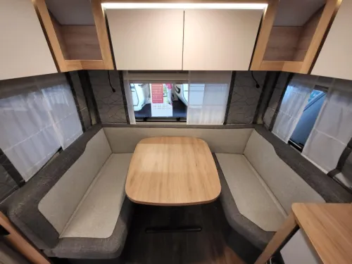 Caravane Knaus Sport 460 EU tr&egrave;s compl&egrave;te photo : 6