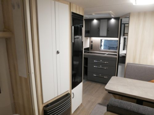 Hobby De Luxe 460 SFF Modell 2027  Foto: 14