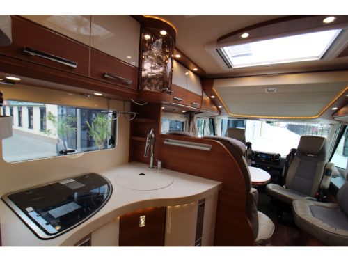 Carthago Chic C-Line I 4.9 LE-L Single beds + Pop-top roof  photo: 28