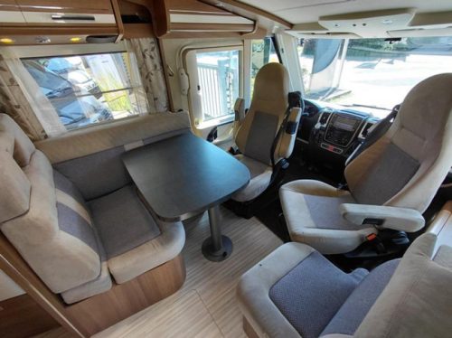 Carthago C-Compactline 144 LE - LENGTEBEDDEN - AUTOMAAT foto: 4