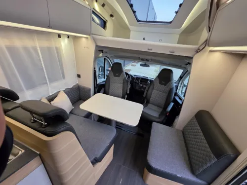Adria Coral XL Plus 660 SL 5 Sitzpl&auml;tze! Foto: 14