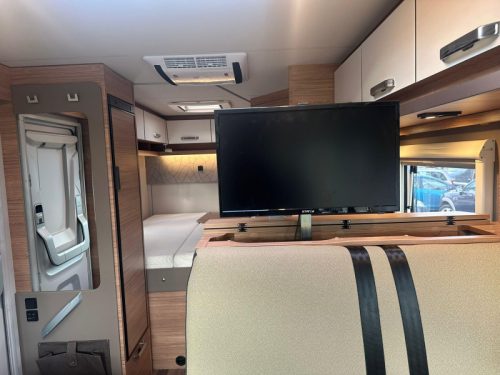 Weinsberg CaraCore 650 MF Autom. 2xairco180PK IFH91 Foto: 12