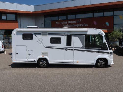Knaus L!ve I 650 MEG AUTOMATIC 160 HP AIR CONDITIONING photo: 1