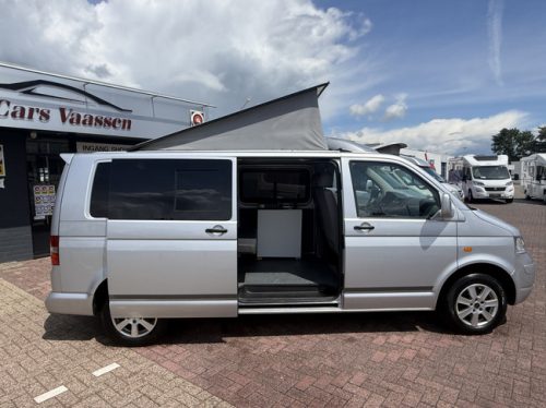 Volkswagen transporter van conversion TDI 131 hp original NL car NAP logical air conditioning cruise control pop-top roof 2 berths towbar photo: 3