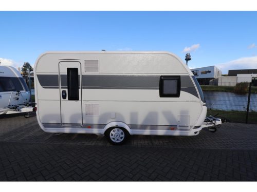 Hobby De Luxe 400 SFE Mover / Awning photo: 5