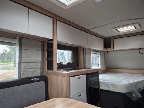 Knaus Sport Platinum 450 FU Foto: 3