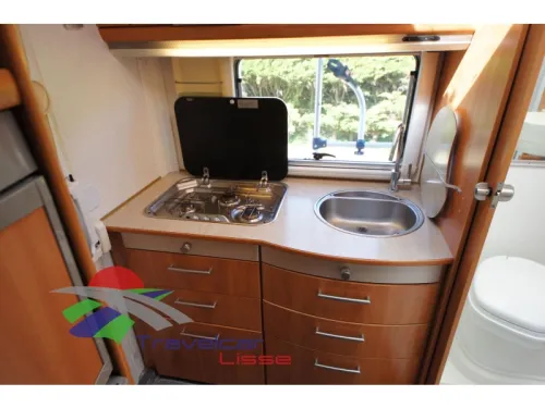 Hymer B 584 Panneau solaire/Climatisation de toit photo : 7