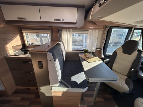 Weinsberg CaraCore 700 MEG Autom&aacute;tico, Aire Acondicionado 230V foto: 6