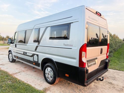 Adria Twin 640 Automaat Anh&auml;ngerkupplung / Markise / 2 Batterien / Kamera Foto: 3