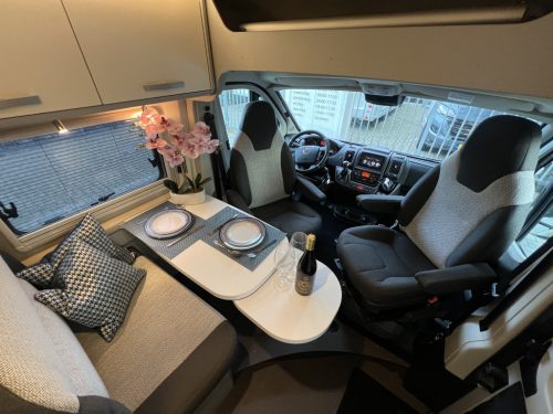 Hymer Free 600 TRANSVERSE BED+POP-TOP ROOF 9T AUTOMATIC CARPLAY TOW HITCH photo: 1