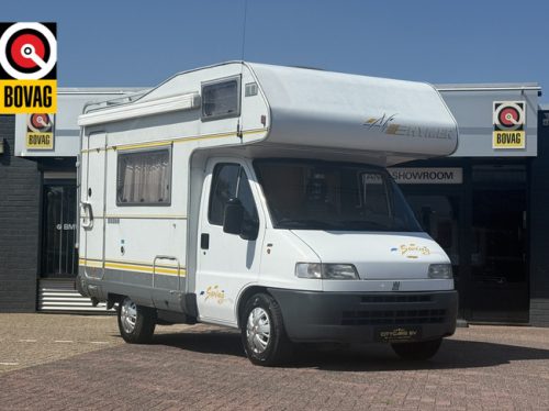 Hymer swing 2.5 in very neat condition overcab bed sofa bed awning bike rack cruise ctr timing belt replaced at 156 dkm 8-24 MOT until 05-06-27