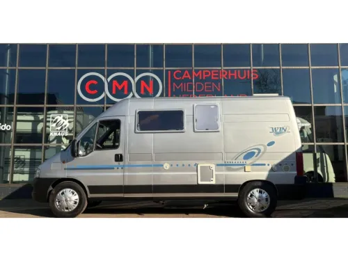 Adria Twin 560 560,Fixed bed,Air conditioning photo: 5
