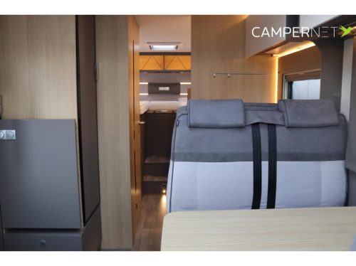 LMC Tourer T730G 165pk | L&auml;ngsbetten | Thule Markise | Thule Fahrradtr&auml;ger| Separate Dusche | Zenec Multimediasystem | Foto: 9