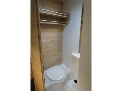 Caravelair Alba 462 max weight 1050/1300 kg photo: 12