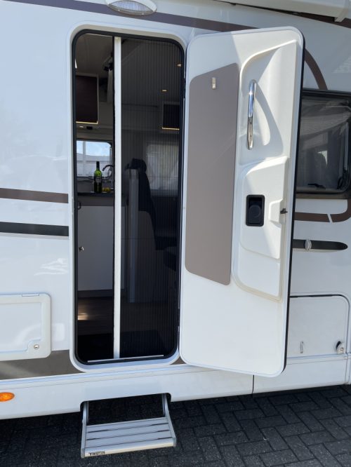 Hymer Etrusco T7300 SB EINZELBETTEN + HUBBETT FAHRRADTR&Auml;GER LIFT Foto: 6