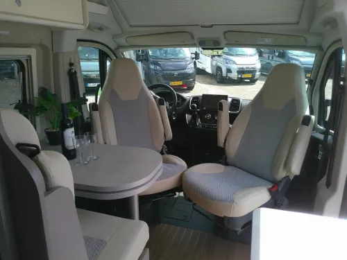 Etrusco CV 640 SB Plus zu verkaufen nach Mietzeitraum Foto: 13