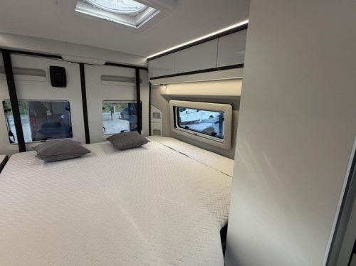 Adria Twin Supreme 640 SGX 9T Automatic Solar Panel Lithium Maxxfan photo: 17