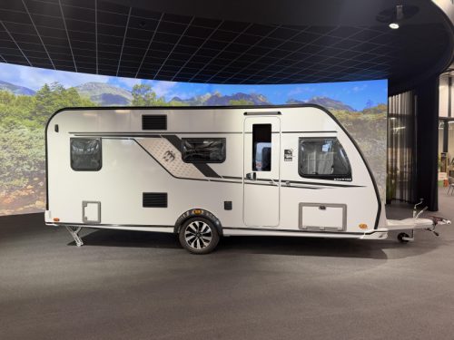 Knaus Sudwind Black Selection 500 QDK Etagenbett / Querbett Bild: 1
