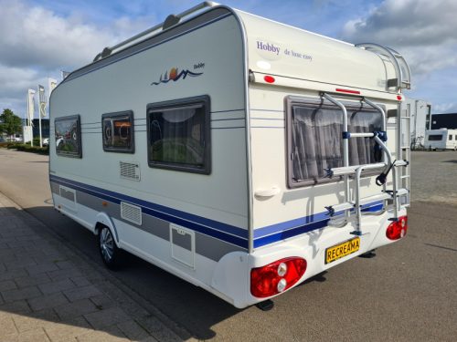 Hobby De Luxe 460 UFE mit Markise Foto: 3