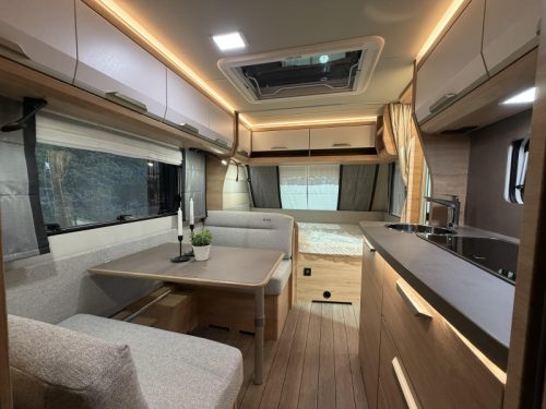 Knaus Sudwind Black Selection 500 QDK Etagenbett / Querbett Foto: 16