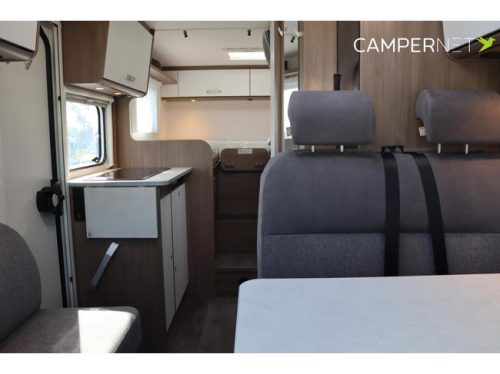 Carado V347 Pro+ Fiat 140hp Automatic | New model! | High payload | Awning | Compact design | Single beds | Vario bathroom photo: 10