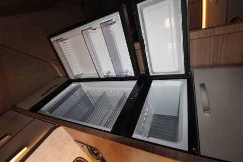 Knaus Live i900 photo: 10