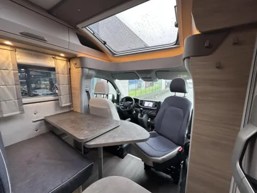 Knaus Van TI Man 650 MEG con sistema de nivelaci&oacute;n foto: 5