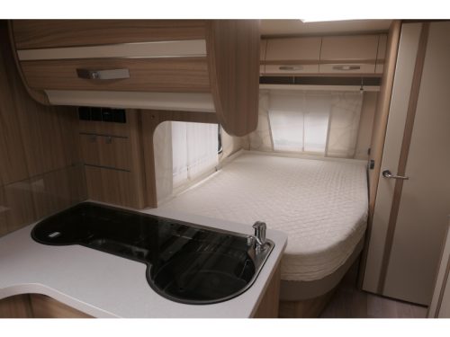 Fendt Bianco Activ 495 SFE Spacious Caravan photo: 5