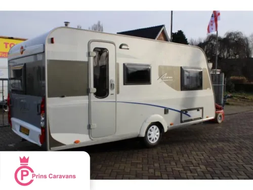 B&uuml;rstner Averso 450 French bed and dinette photo: 0