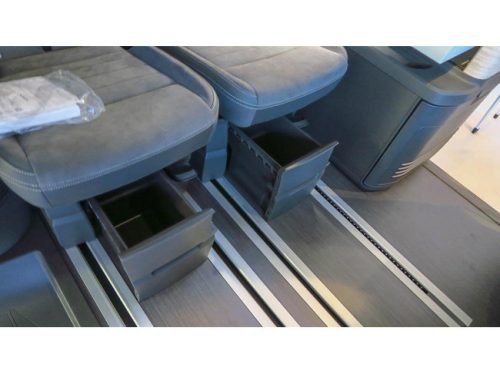 Volkswagen Multivan California Ocean eHybrid 4Motion photo: 17