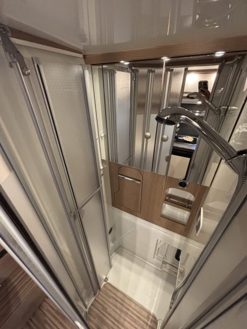 MALIBU 600 LE SINGLE BEDS + POP-TOP ROOF 9T AUTOMATIC photo: 7