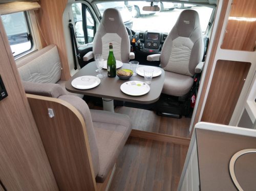 B&uuml;rstner Delfin 690G, Single beds, XXL Garage, XXL Refrigerator!! photo: 9