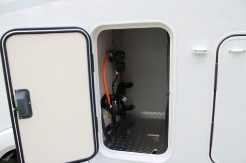 Int&eacute;gral l&eacute;ger jeune Hymer Exsis I 580 Pure 9G Tronic AUTOMATIQUE lits jumeaux (58  photo : 9