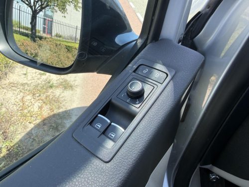 Volkswagen T6 California Ocean 2017 150HP 94,000KM photo: 10
