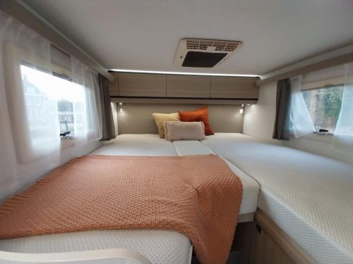 Adria Compact Axess 670 SL, double air conditioning, tow bar photo: 11