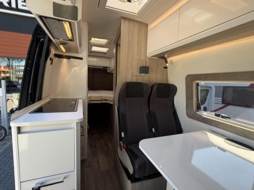 Kabe Travel Master Van 690LB V6 190PK Einzelbetten Solarmodul Anh&auml;ngerkupplung Foto: 15