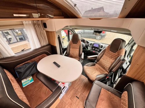 Knaus Sun Ti 700 LX Premium with Queen bed photo: 7