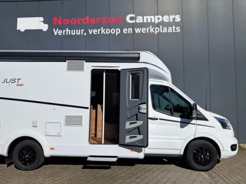 Dethleffs Just Go T 7055 EB - 155 PS auf Ford Foto: 21
