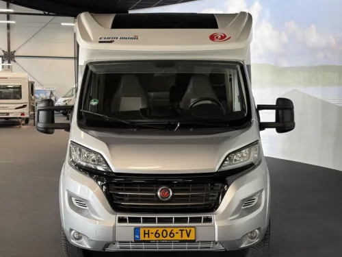 Eura Mobil Profila T 675 SB Franz&ouml;sisches Bett / Navigation Foto: 2