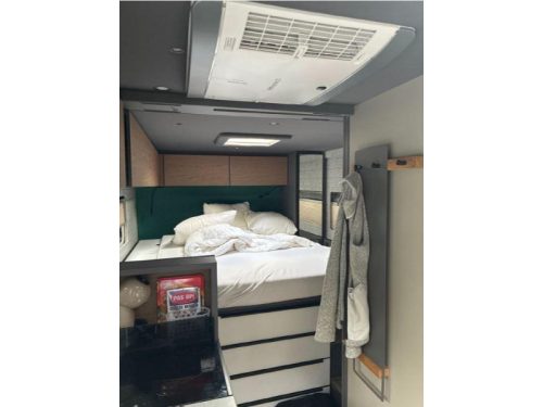 Niesmann+Bischoff Ismove 7.3 F QUEENSBED-AUT-160PK-LEVEL  foto: 10