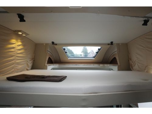 Adria Matrix Platinum 670 SC 5th seat / Roof air conditioning photo: 17