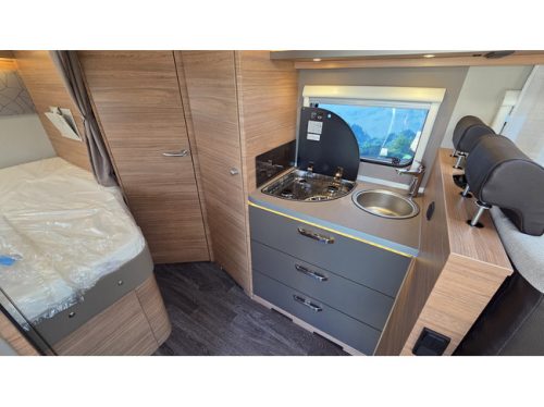 Weinsberg CaraSuite 650 MFEDITION [SPICY] photo: 9