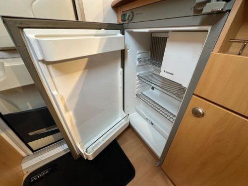Beyerland Sprinter 390 FB Foto: 18
