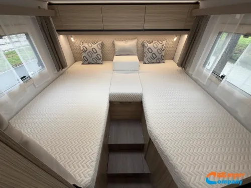 Adria Compact DL 60 years Single beds | Automatic  photo: 13