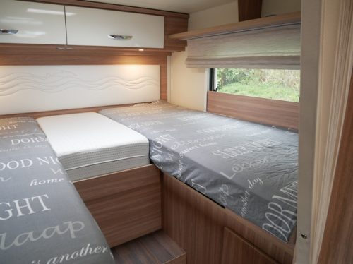 B&uuml;rstner Delfin 690G, Single beds, XXL Garage, XXL Refrigerator!! photo: 19