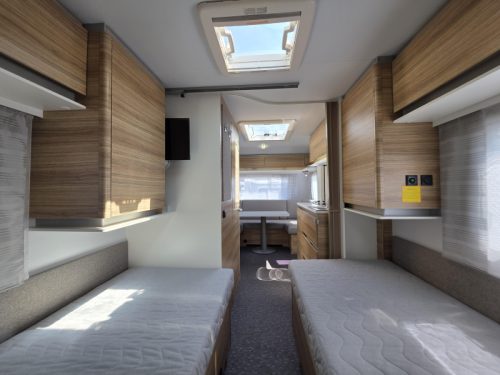 Adria Altea 492 UL Rondzit camas individuales '18 foto: 12