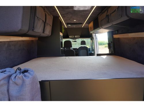 Volkswagen Crafter photo: 23