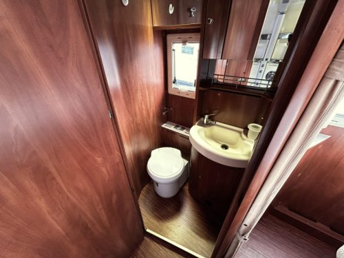 Laika Kreos 7010 Queensbett/Hubdach/Automatik Foto: 12
