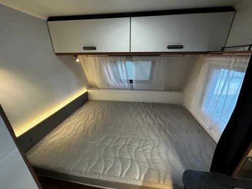 Caravelair Alba 390 stabiliser coupling  photo: 8