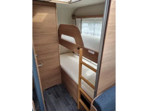 Knaus Sport 500 KD - Etagenbett - Klimaanlage  Foto: 8